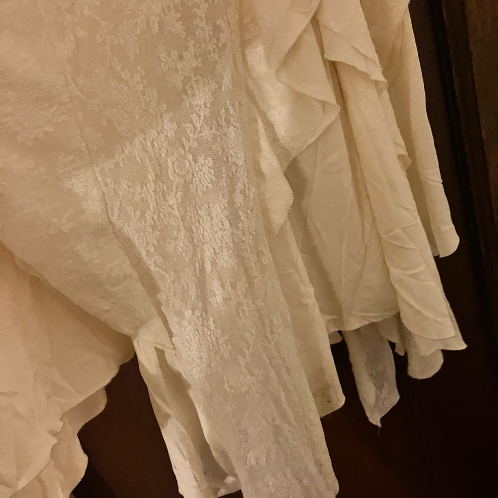 Lace Mid Rise Assymetrical Hem Cream Skirt XS - Picture 7 of 10
